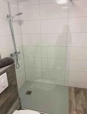 Salle de bains dans l'établissement Appart Melvyn Chanael - proche gare