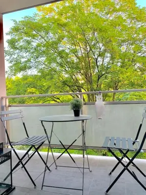 Balcon ou terrasse dans l'établissement Appart Melvyn Chanael - proche gare