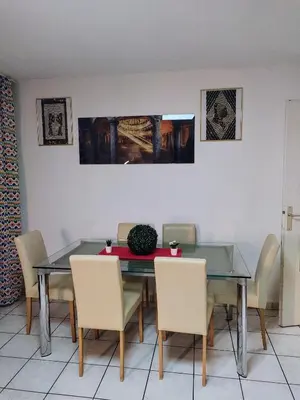 Coin salon dans l'établissement Appartement T3 proche de Bâle