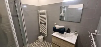 Salle de bains dans l'établissement La Maison des Montagnes