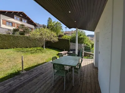 Jardin de l'établissement Gîte à Gérardmer : sauna, terrasse, proche lac et stations de ski - FR-1-589-669