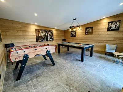 Tennis de table au sein de l'établissement Chalet cosy avec sauna et spa dans le Massif des Vosges - FR-1-589-672 ou à proximité