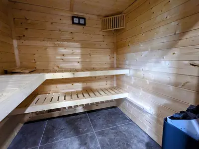 Plan de l'établissement Chalet cosy avec sauna et spa dans le Massif des Vosges - FR-1-589-672