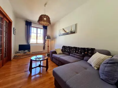 Coin salon dans l'établissement Bel appart au centre avec terrasse et parking - FR-1-589-674