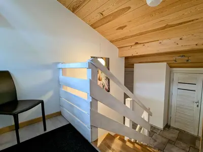 Plan de l'établissement Villa spacieuse avec spa et billard, WiFi, parking privé - FR-1-589-698