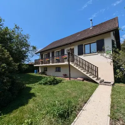 Grande maison proche des Vosges