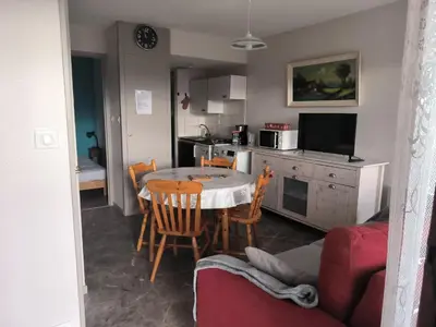 Cuisine ou kitchenette dans l'établissement Charmant studio