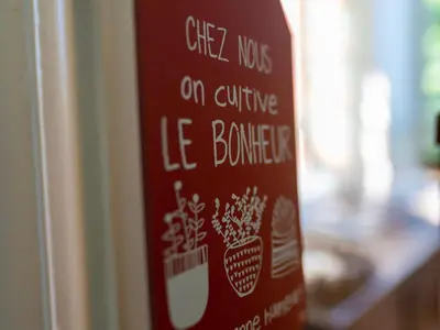 Certificat, récompense, panneau ou autre document affiché dans l'établissement Chambre Gentiane - 2 Lits Doubles & Sauna, Idéale Famille - FR-1-589-747