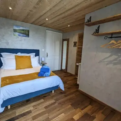 Chambre Gentiane - 2 Lits Doubles & Sauna