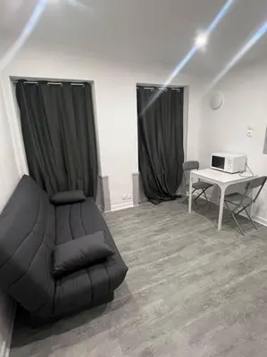 Coin salon dans l'établissement Studio du Japon