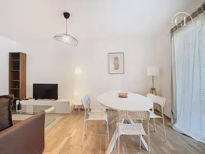 Télévision ou salle de divertissement dans l'établissement Appartement de charme neuf
