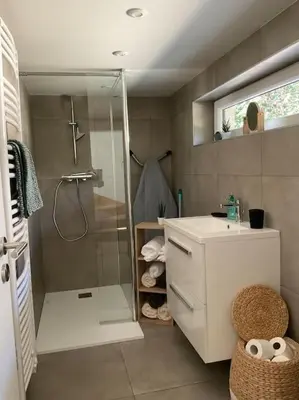 Salle de bains dans l'établissement Amelie - petite maison alsacienne