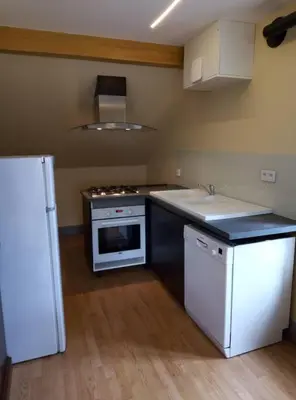 Cuisine ou kitchenette dans l'établissement Nouveau loft à moins de 100m du lac classé 2 étoiles