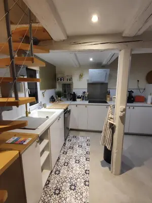 Cuisine ou kitchenette dans l'établissement Charmante maison alsacienne, jardin et sauna