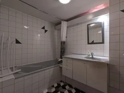 Salle de bains dans l'établissement Les Bruyères - 15 pers - full nature