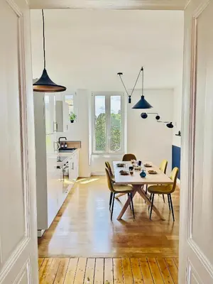 Plan de l'établissement 201 - Appartement confortable face à la Maison du Peuple