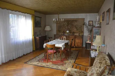 Coin salon dans l'établissement Maison individuelle à Issenheim