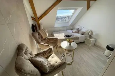 Coin salon dans l'établissement Esprit Palace, coeur de Mulhouse