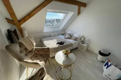 Coin salon dans l'établissement Esprit Palace, coeur de Mulhouse