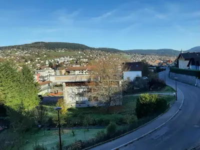 Vue générale sur la montagne ou vue sur la montagne depuis l'appartement