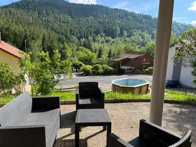 Vue générale sur la montagne ou vue sur la montagne depuis la maison de vacances