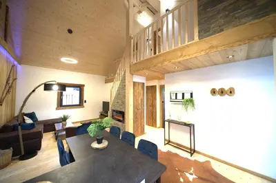 Cuisine ou kitchenette dans l'établissement Chalet cosy & confort haut de gamme - Sauna, Spa, Clim