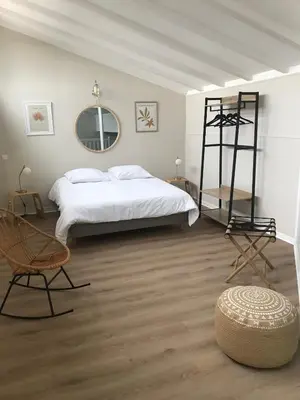 Un ou plusieurs lits dans un hébergement de l'établissement Duplex LOUIS
