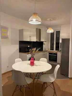 Cuisine ou kitchenette dans l'établissement Mulhouse hyper centre - Grand T3- Aux bons enfants