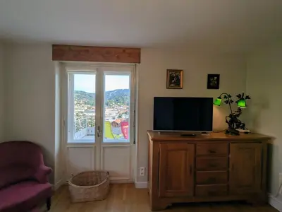 Plan de l'établissement Charmant appartement avec terrasse, parking et WiFi à Gérardmer - FR-1-589-752