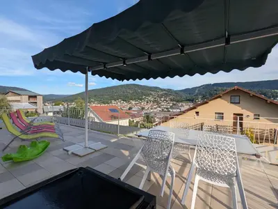 Plan de l'établissement Charmant appartement avec terrasse, parking et WiFi à Gérardmer - FR-1-589-752