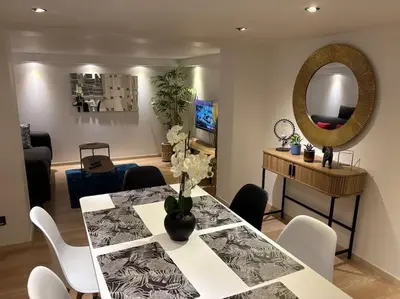 Coin salon dans l'établissement Gîte le Clemenceau