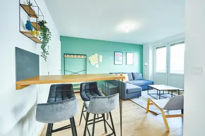 Coin salon dans l'établissement BE-2D Joli 3 pièces tout équipé pour 1-4 pers 2ème étage au centre de Mulhouse