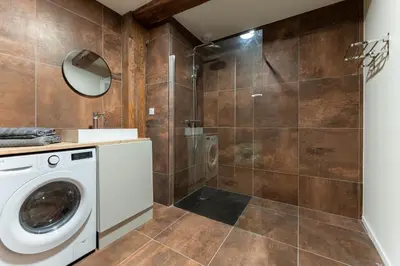 Salle de bains dans l'établissement Zellenberg - Les Amandiers - Spa & Sauna