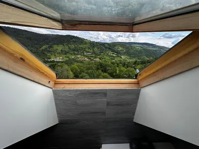 Vue générale sur la montagne ou vue sur la montagne depuis l'appartement