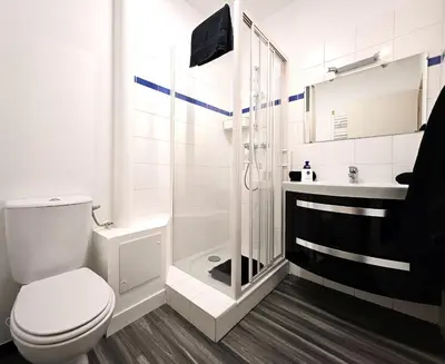 Salle de bains dans l'établissement Studio Cosy- Hyper Centre Ville