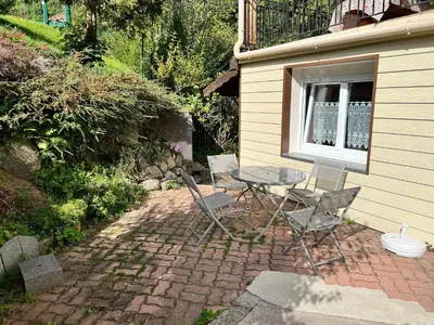 Jardin de l'établissement Appartement cosy à La Bresse avec terrasse et parking, animaux admis - FR-1-589-689