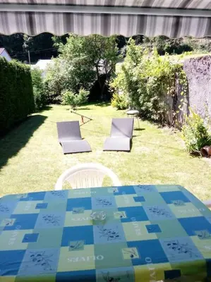 Jardin de l'établissement La Cabourotte, ancien fournil, classé 3 étoiles
