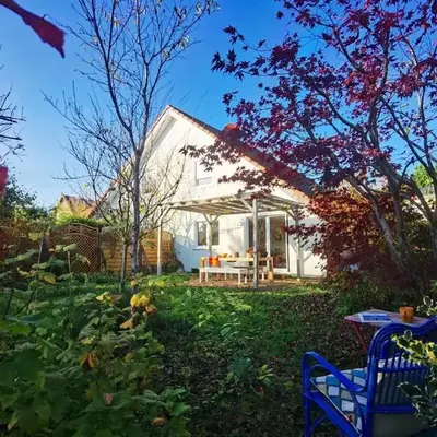 Appartement-maison avec jardin