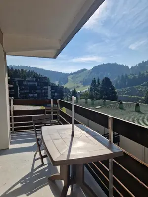 Vue générale sur la montagne ou vue sur la montagne depuis l'appartement