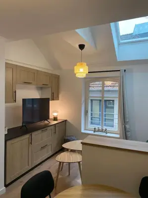 Cuisine ou kitchenette dans l'établissement Nouveau-L'Alsakrat-au coeur de Munster