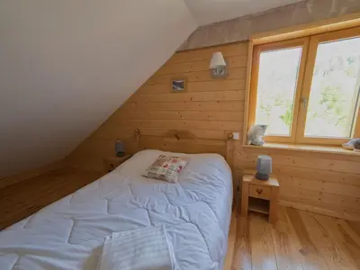 Plan de l'établissement Chalet familial spacieux avec spa, sauna et salle de jeux - FR-1-589-750