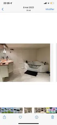 Salle de bains dans l'établissement Studio dans une maison avec parking