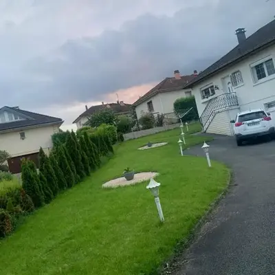 Studio dans une maison avec parking