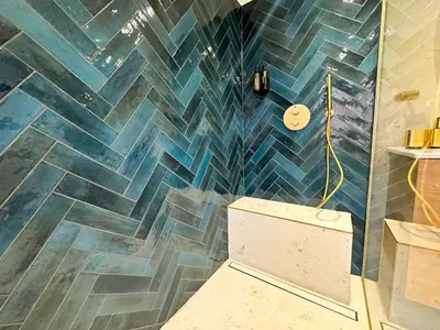 Salle de bains dans l'établissement Suite Saphir