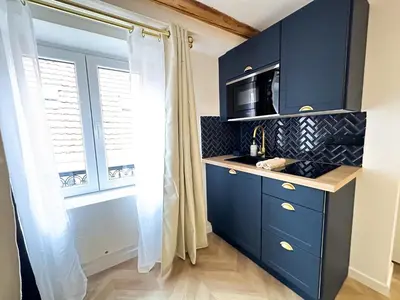 Cuisine ou kitchenette dans l'établissement Suite Saphir