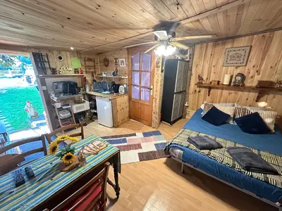 Cuisine ou kitchenette dans l'établissement Mobile home gerardmer