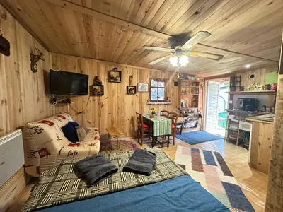 Télévision ou salle de divertissement dans l'établissement Mobile home gerardmer