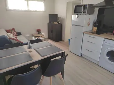 Cuisine ou kitchenette dans l'établissement Gîte indépendant de plein pied près de Colmar