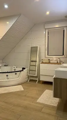 Salle de bains dans l'établissement Maison 3 chambres