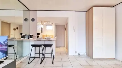Cuisine ou kitchenette dans l'établissement Le Cozy Urbain - Centre - RBNB